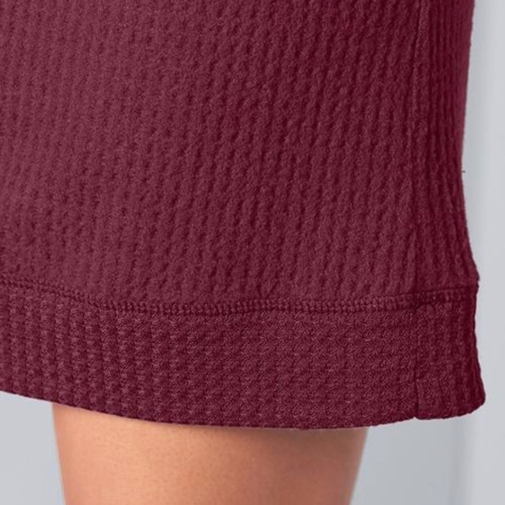 CUT OUT DETAIL LOUNGE DRESS 👗(Wine Color) - Picture 2 of 7